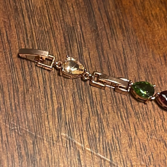 Vintage Rare Birthstone bracelet excellent condition. - Picture 6 of 6